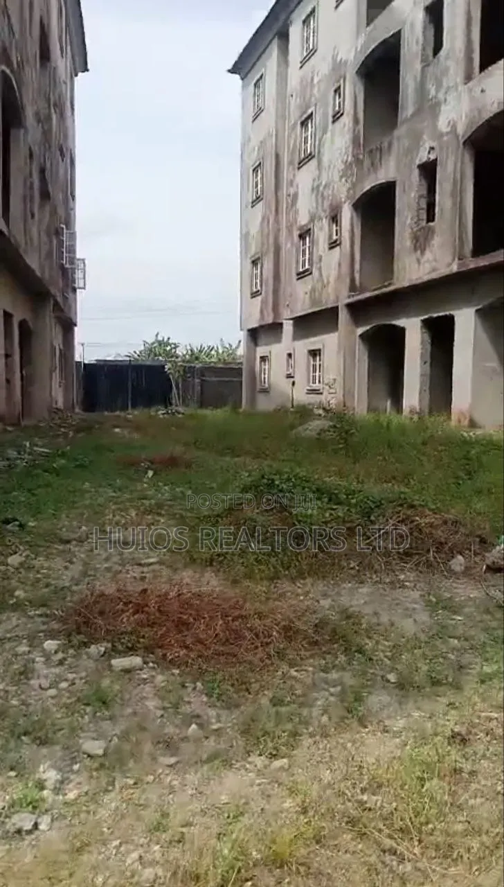 3bdrm Block of Flats in Lakowe for sale in Lakowe