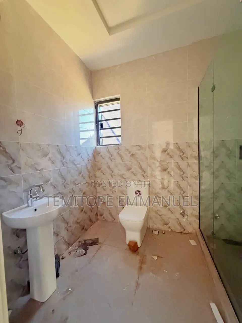 Furnished 4bdrm Duplex in Omole Phase 1 for sale in Omole Phase 1