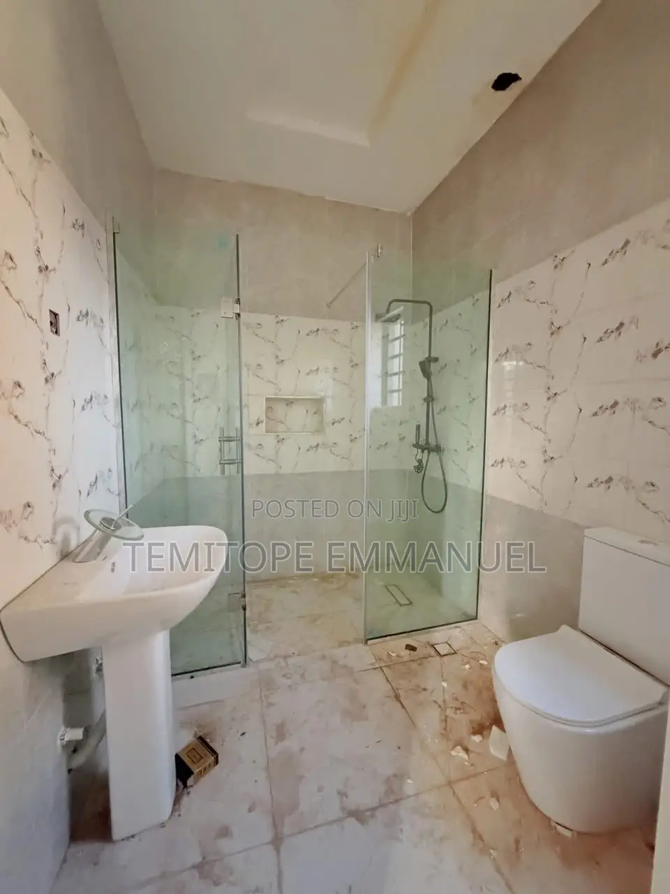 Furnished 4bdrm Duplex in Omole Phase 1 for sale in Omole Phase 1