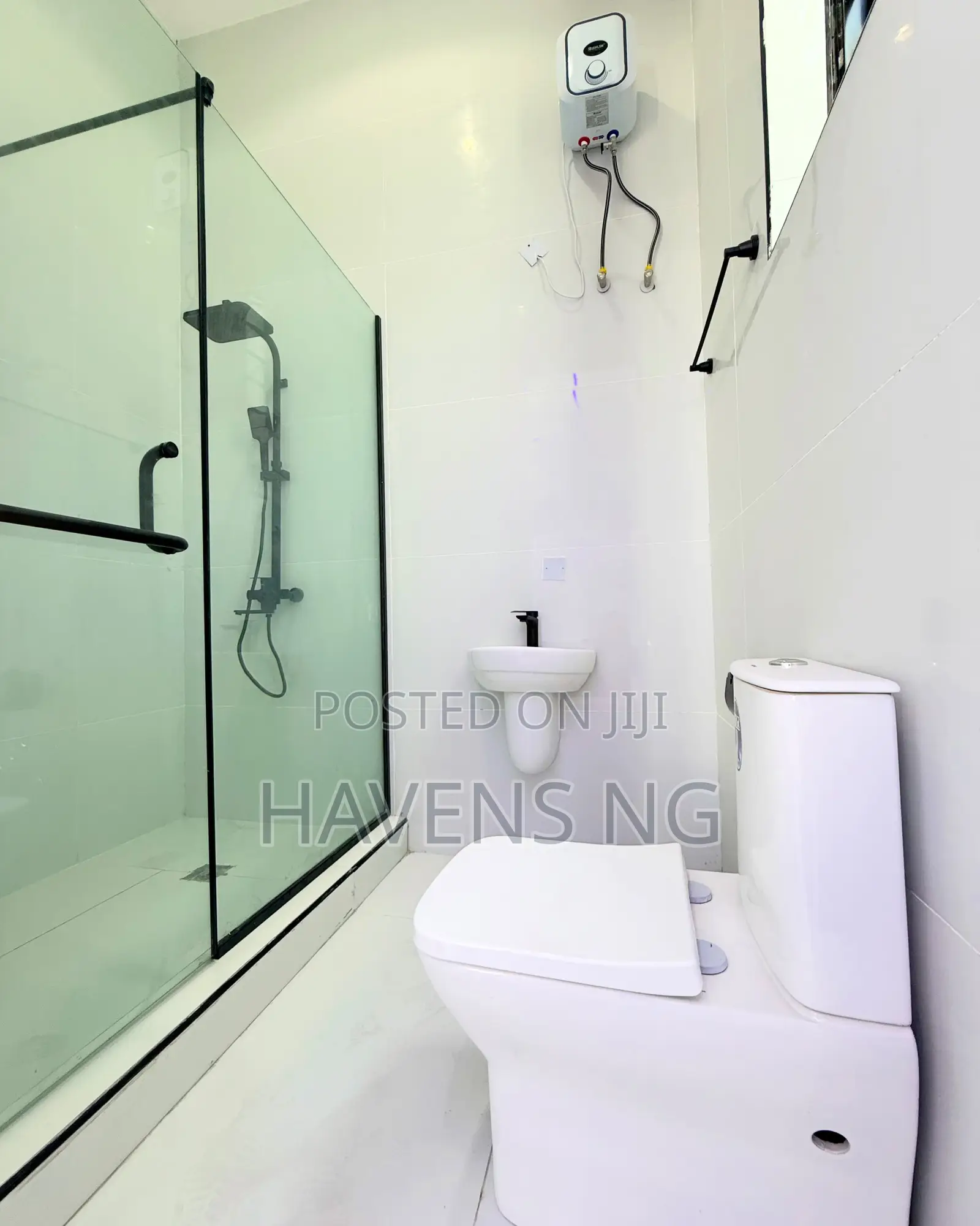 5bdrm Duplex in Lekki Phase 2 for sale in Lekki Phase 2