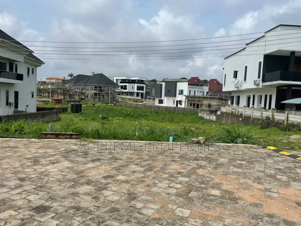 A Prime Plot of Land Inside Engineer Lere Adigun G.R.A Basorun Ibadan in Ibadan