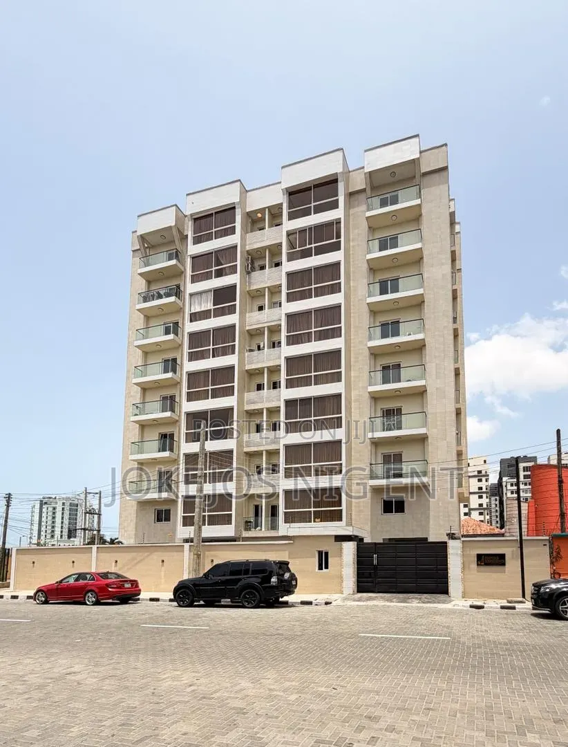 4bdrm Apartment in Victoria Island, Ahmadu Bello Way for sale in Ahmadu Bello Way
