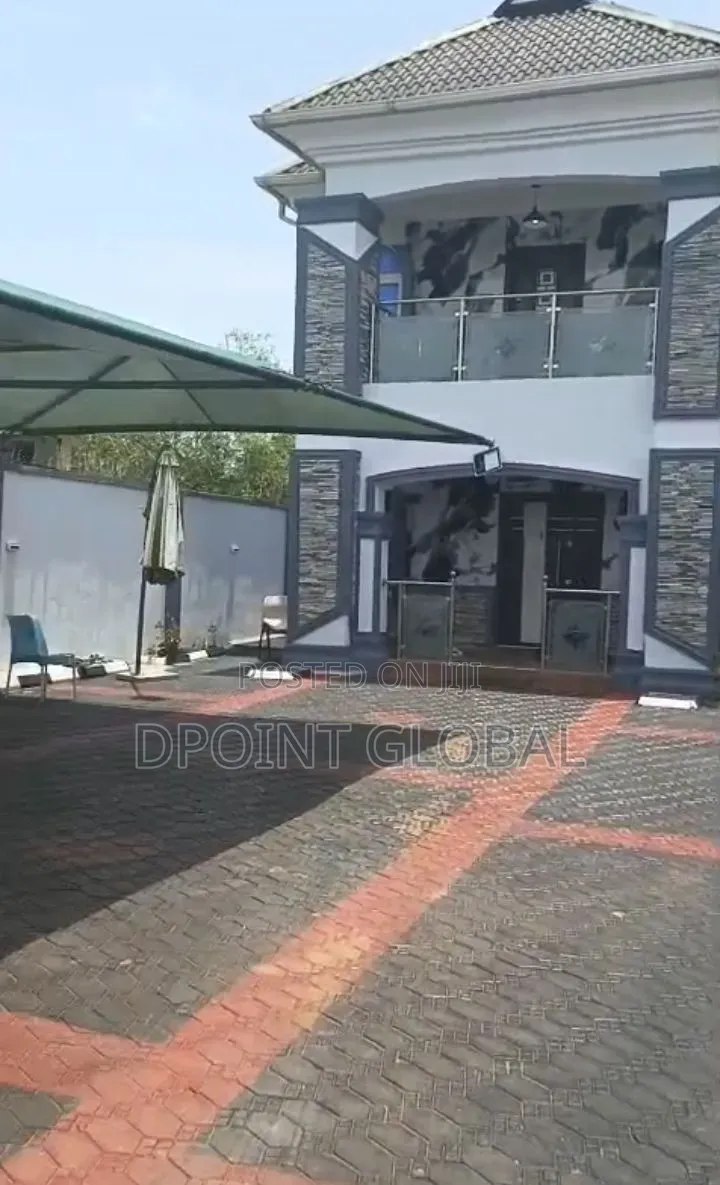 4bdrm Duplex in Not Estate, Ikotun / Ikotun/Igando for sale in Ikotun / Ikotun/Igando