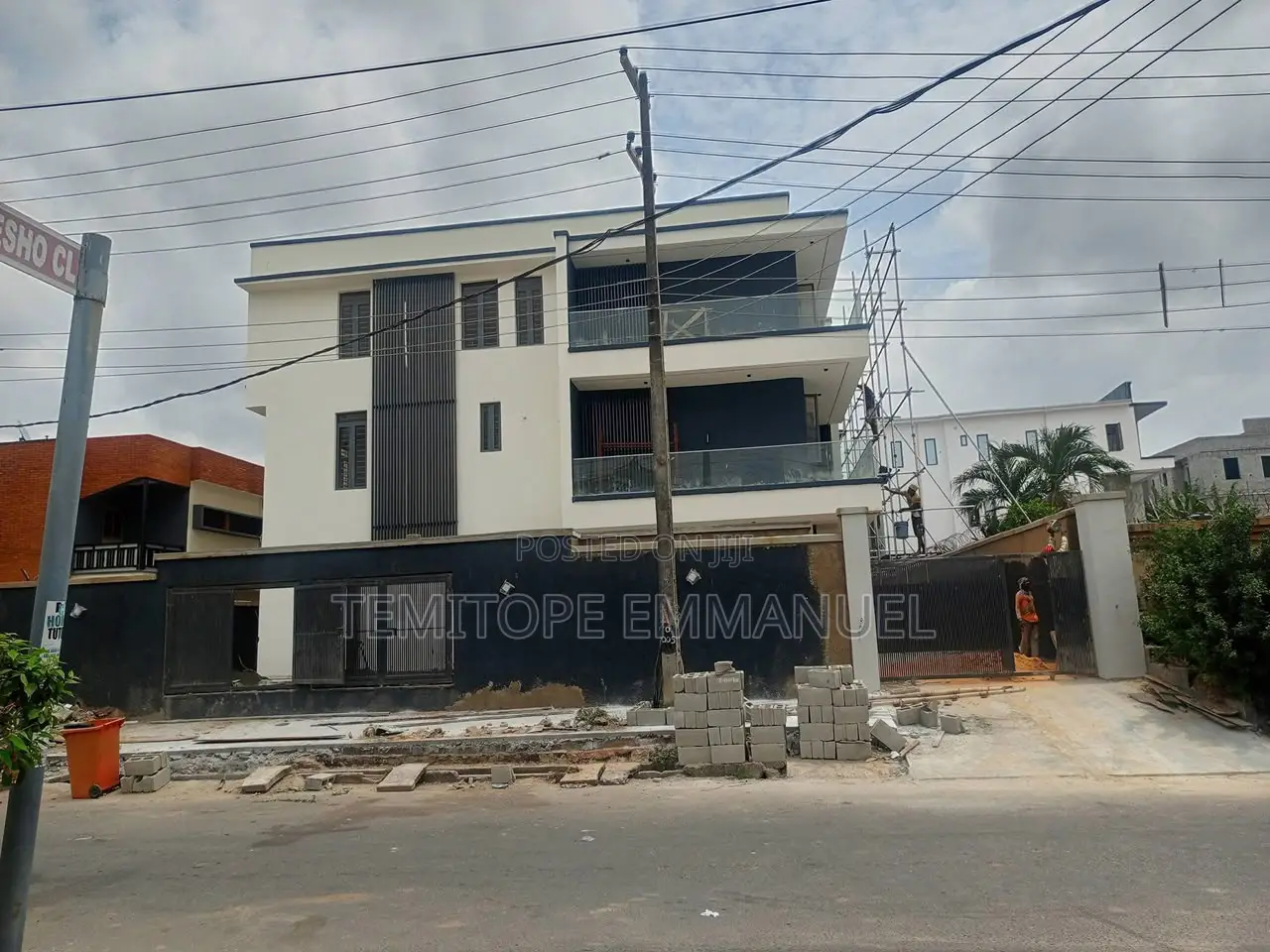 Furnished 4bdrm Duplex in Ogudu GRA for sale in Ogudu GRA