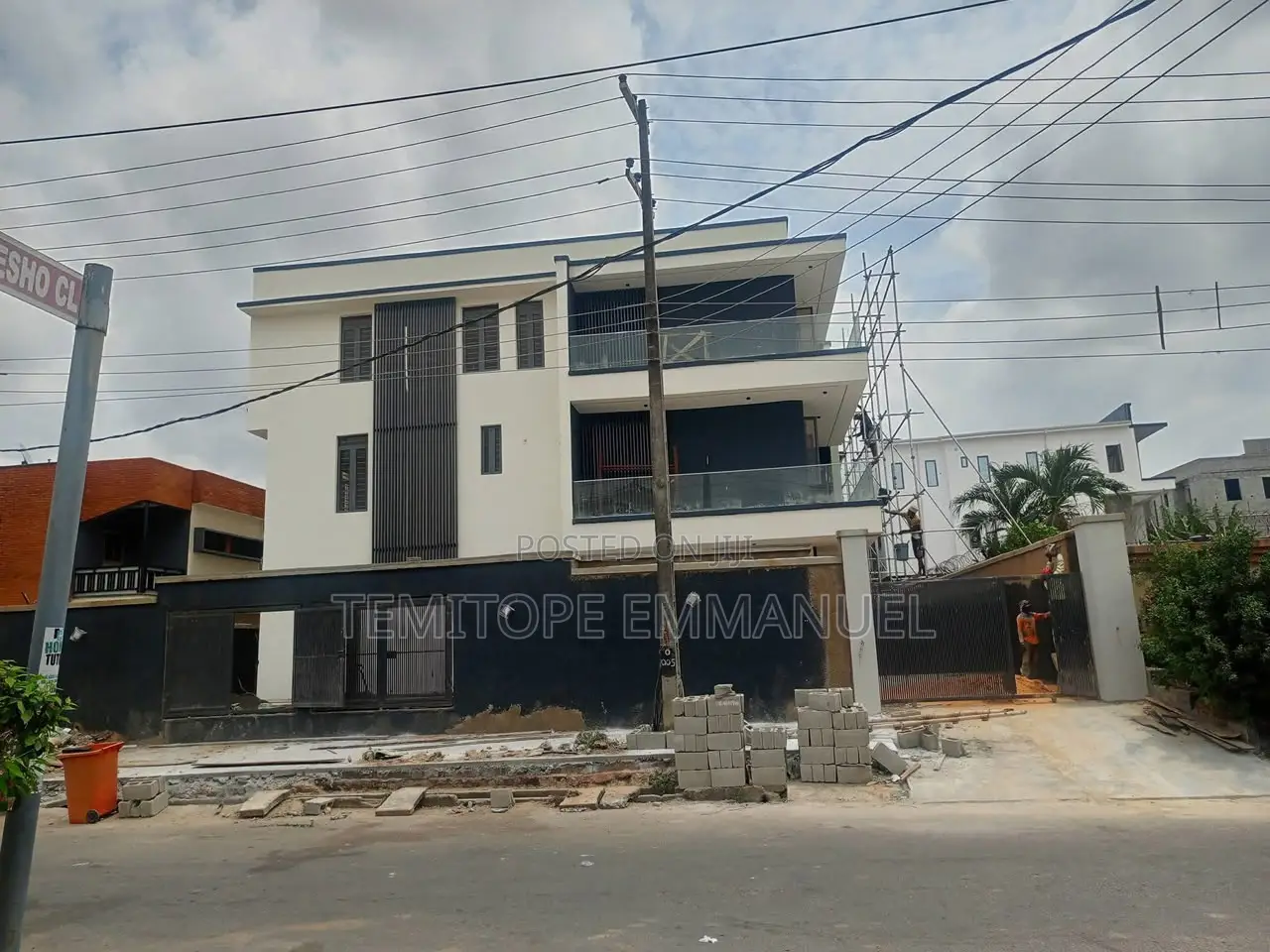 Furnished 4bdrm Duplex in Ogudu GRA for sale in Ogudu GRA