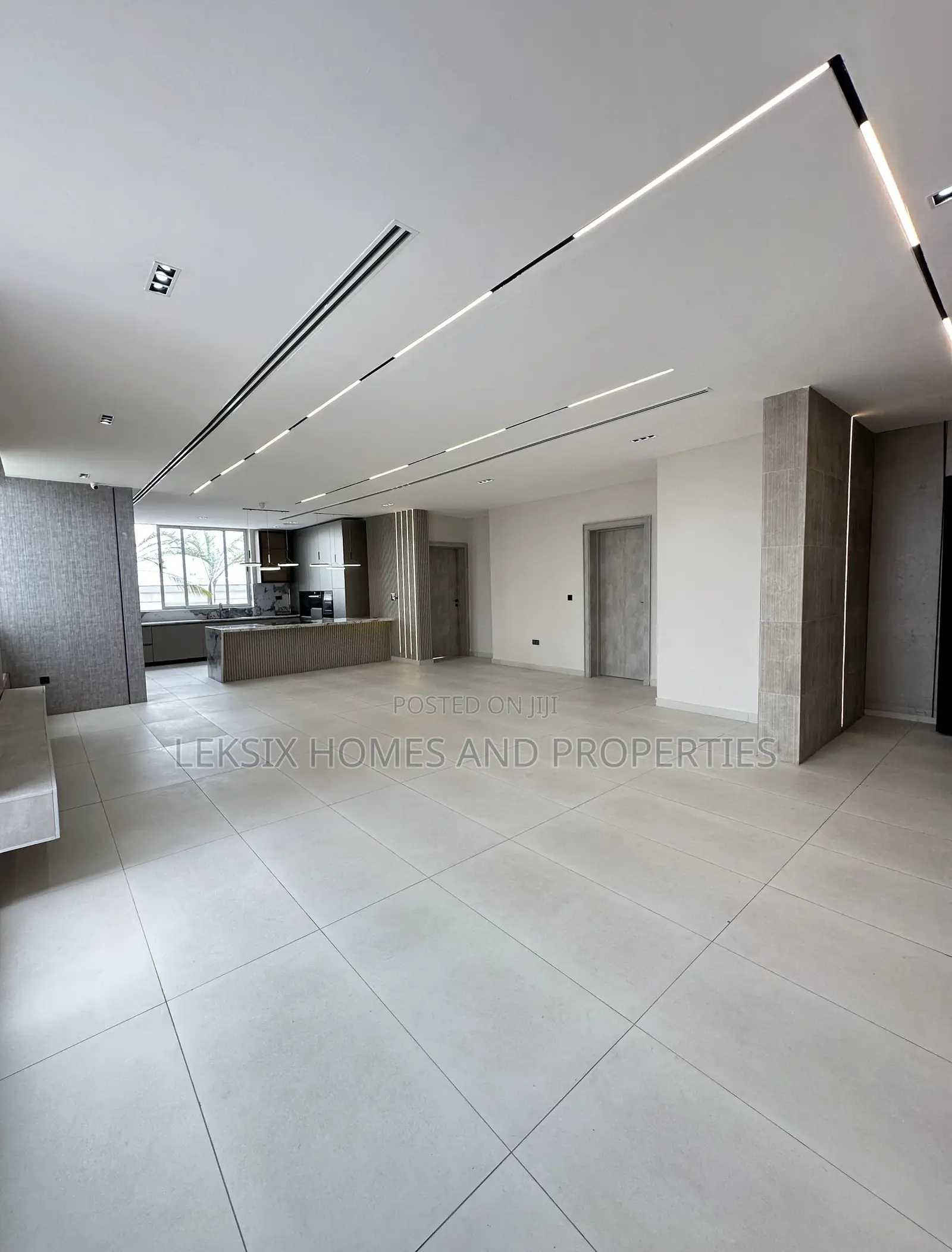 2bdrm Penthouse in 2 Outdoor Gazebos, Lekki Phase 1 for sale in Lekki Phase 1
