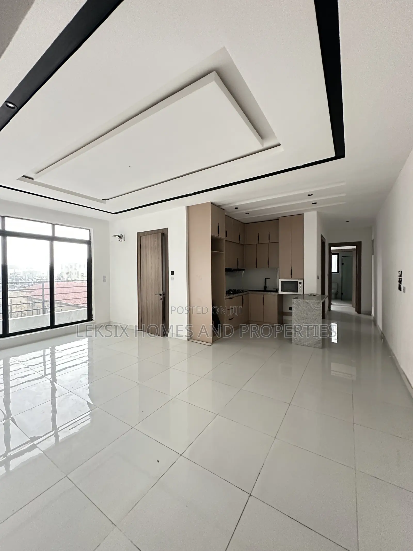 2bdrm Apartment in A Well Secured, Lekki Phase 1 for sale in Lekki Phase 1