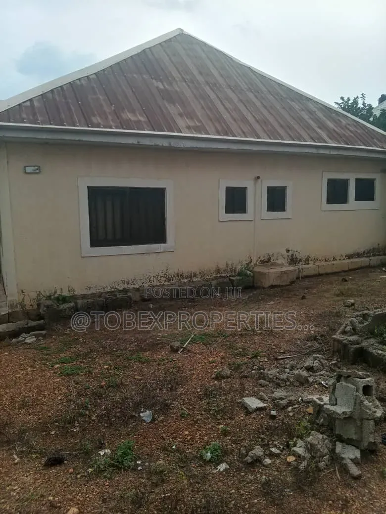 3bdrm Bungalow in City College, Karu for sale in Karu