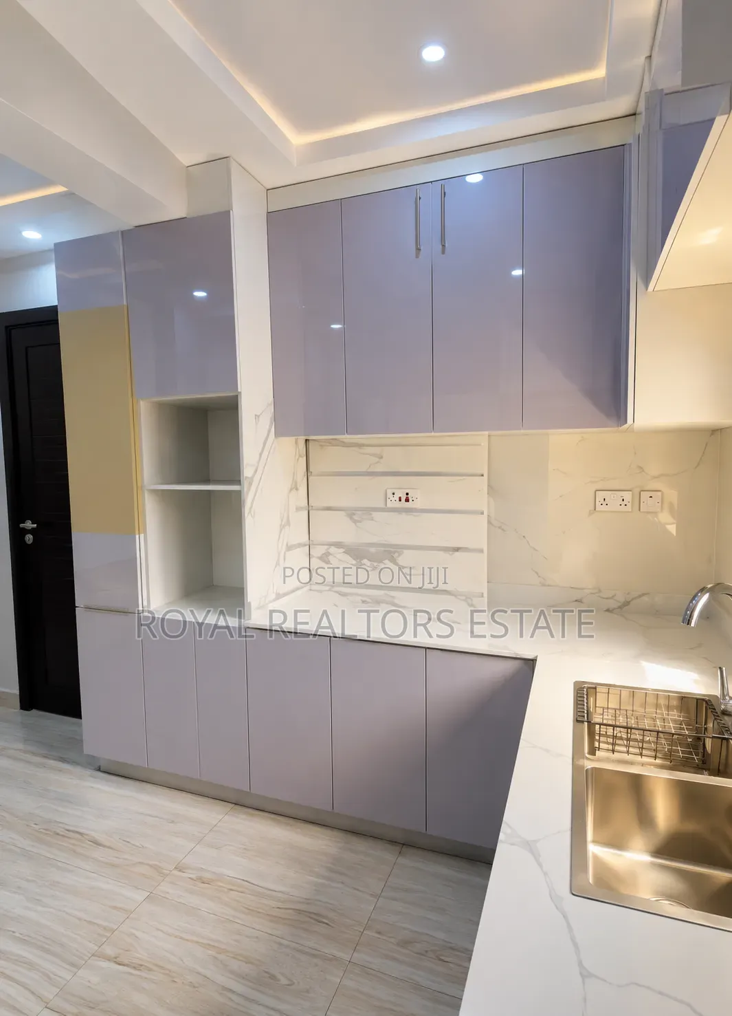 3bdrm Duplex in Life Camp for sale in Life Camp