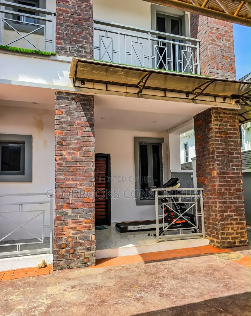 Furnished 4bdrm Duplex in Aerodrome Gra, Samonda for rent in Samonda