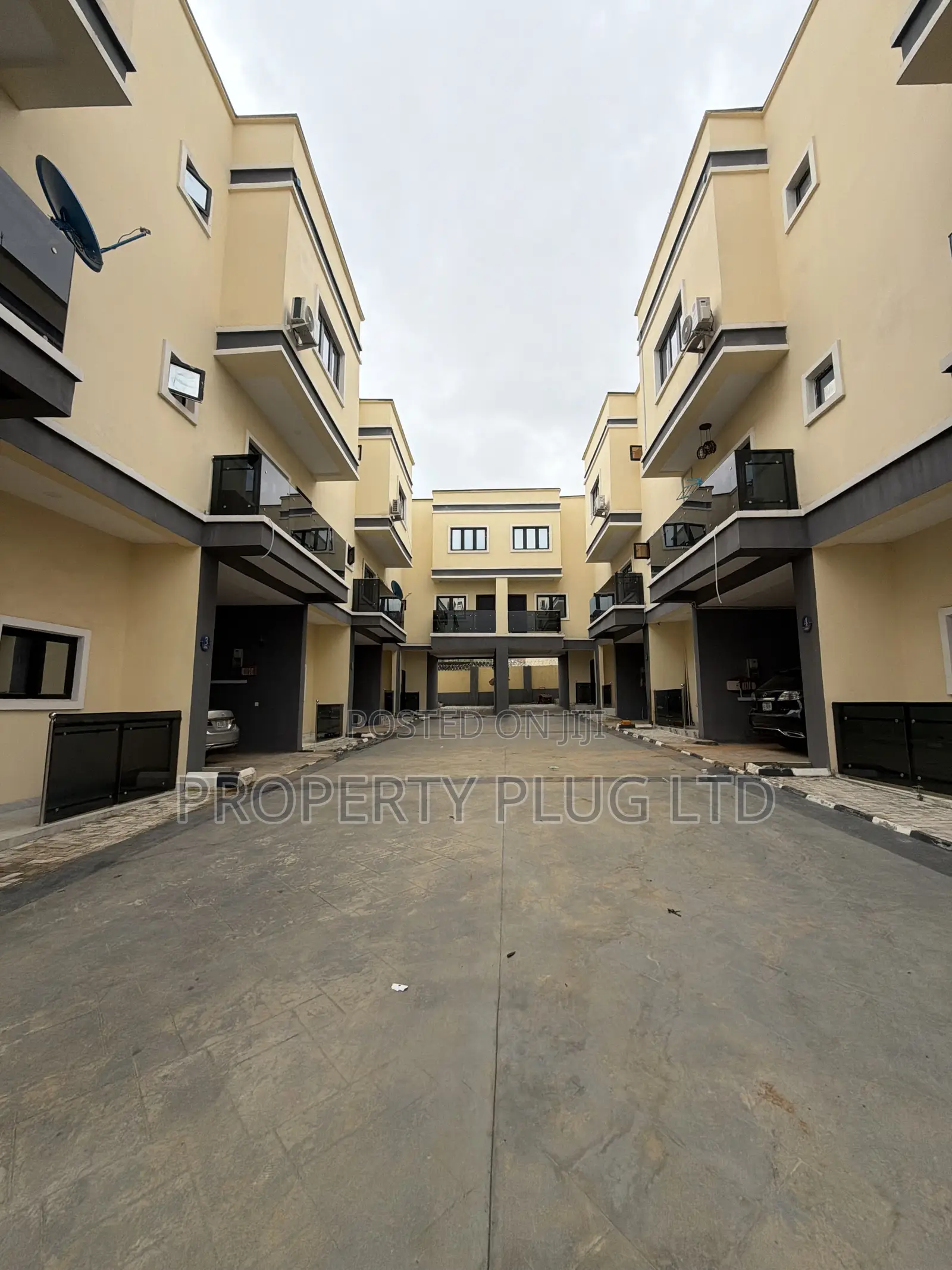 4bdrm Townhouse/Terrace In Idu Industrial For Sale in Idu Industrial