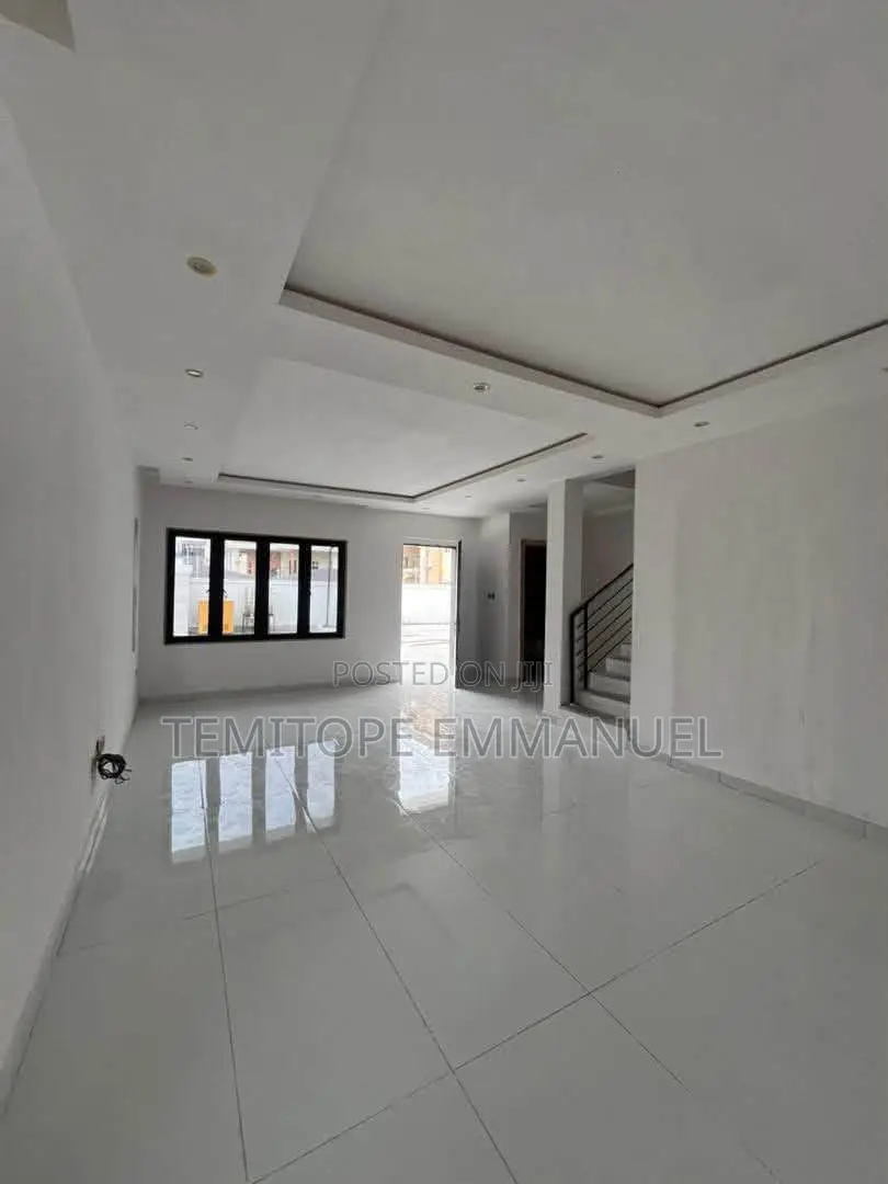 4bdrm Townhouse / Terrace in Pack View Estate for rent in Parkview Estate
