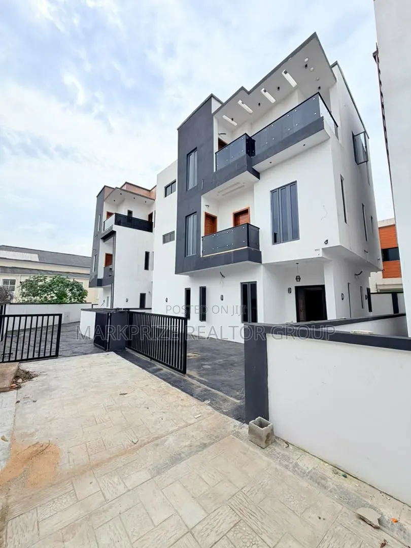 4bdrm Duplex in Magodo Gra Phase 1 for sale in GRA Phase 1