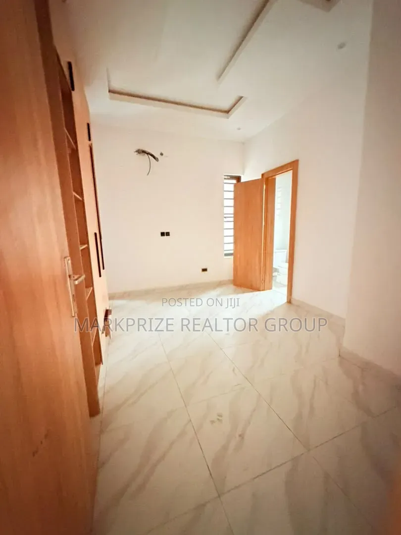 4bdrm Duplex in Magodo Gra Phase 1 for sale in GRA Phase 1
