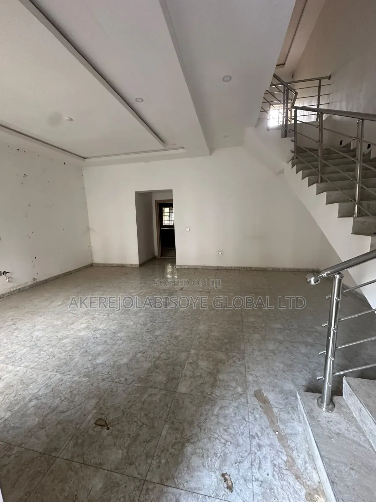 3bdrm Duplex in Karsana Gwarinpa for sale in Karsana