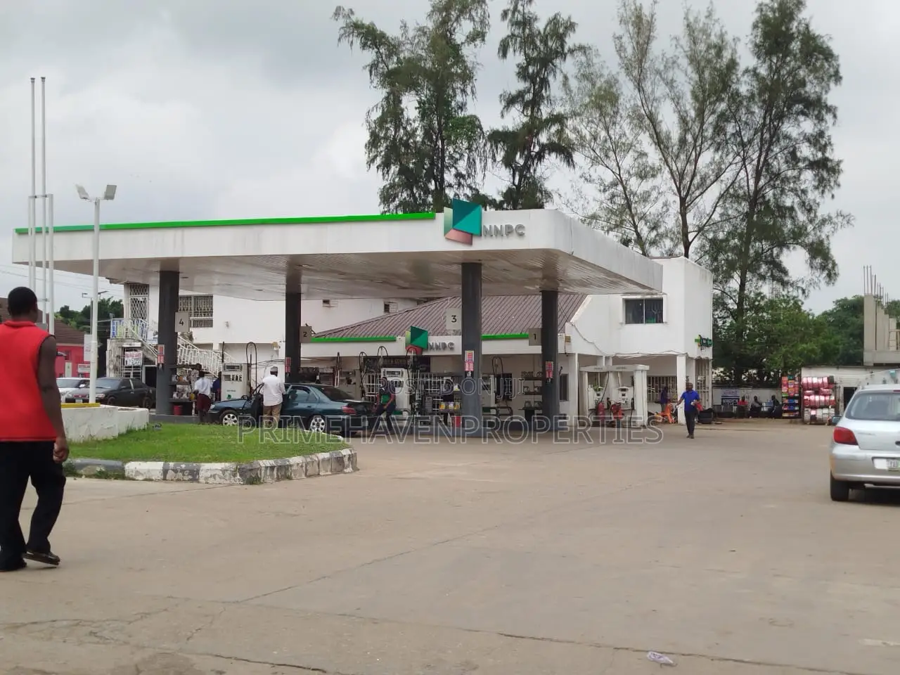 Fully Functional Filling Station for Sale at Gariki Abuja in Garki 1