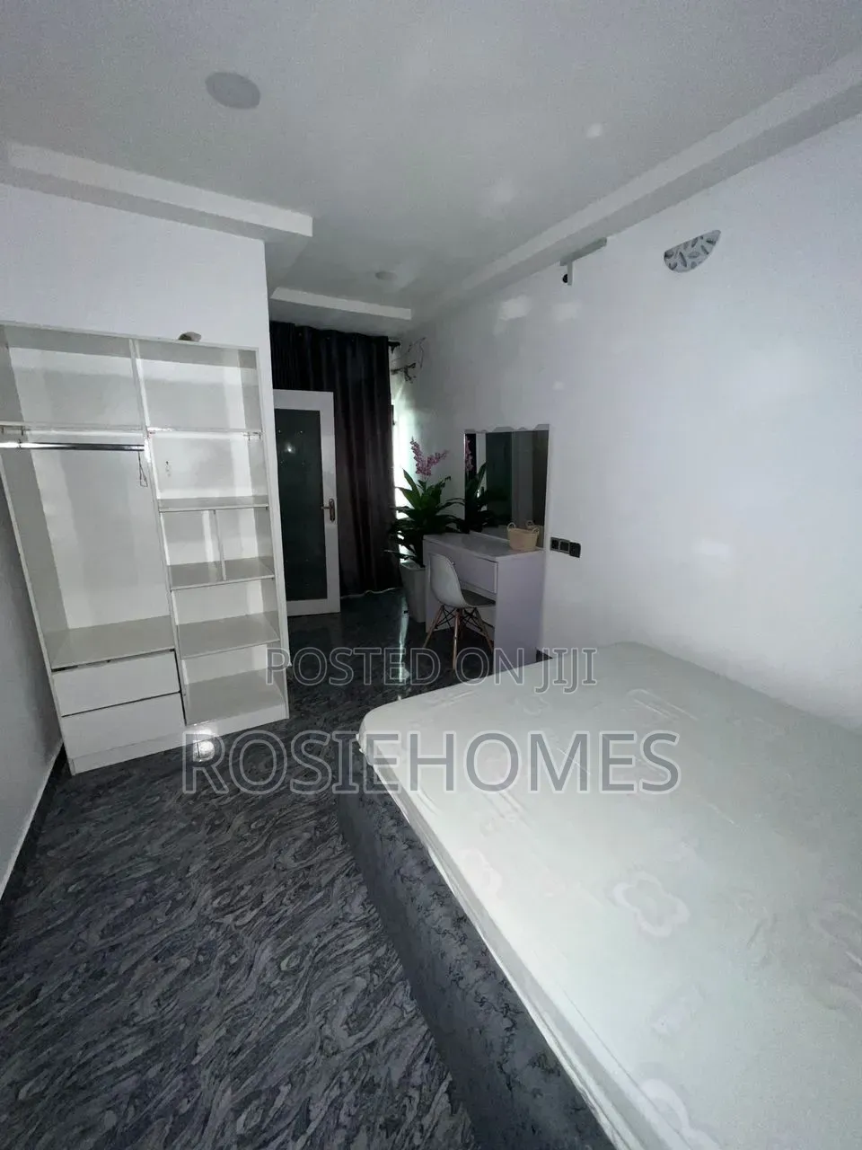 Furnished 2bdrm Apartment in Cyberville Estate, Chevron for rent in Chevron