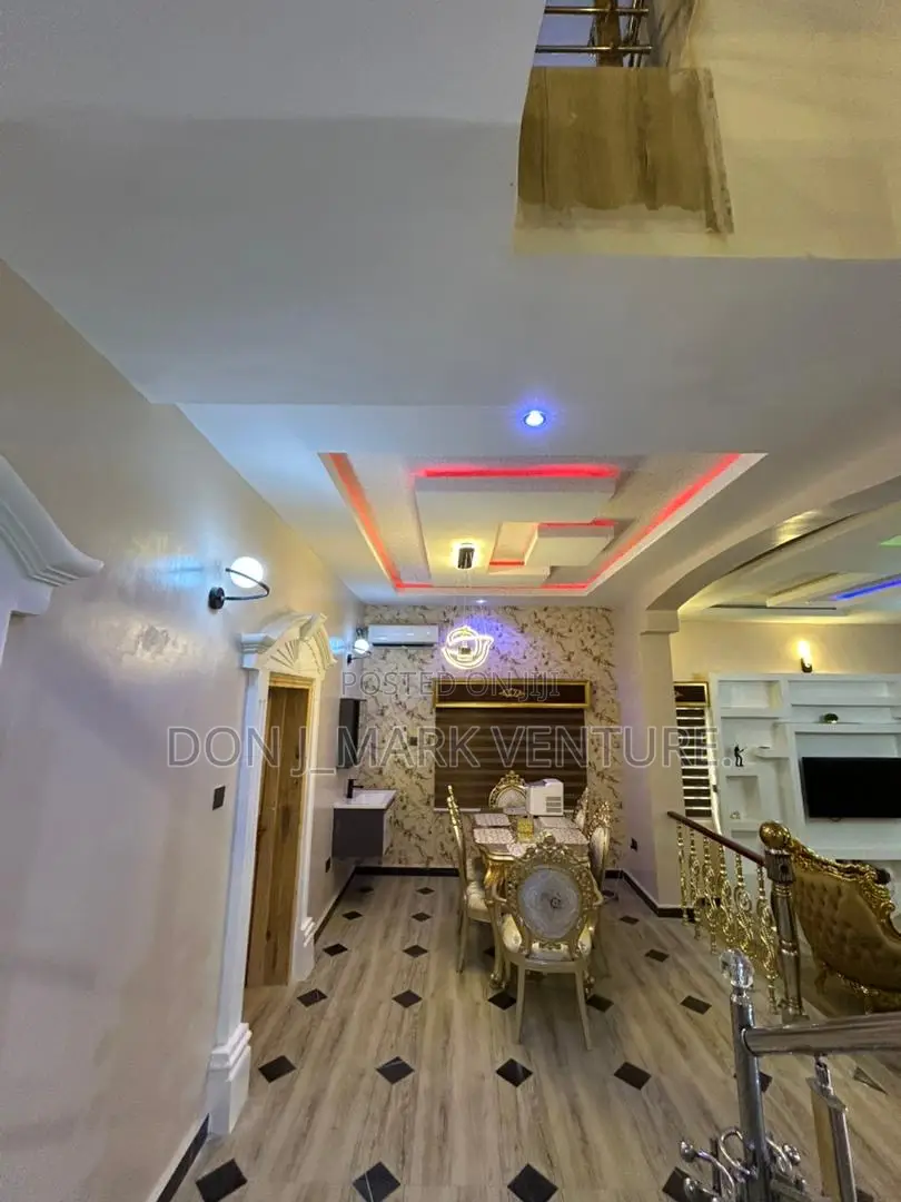 Furnished 7bdrm Duplex in Aiben Boulevard, Sabon Lugbe for sale in Sabon Lugbe