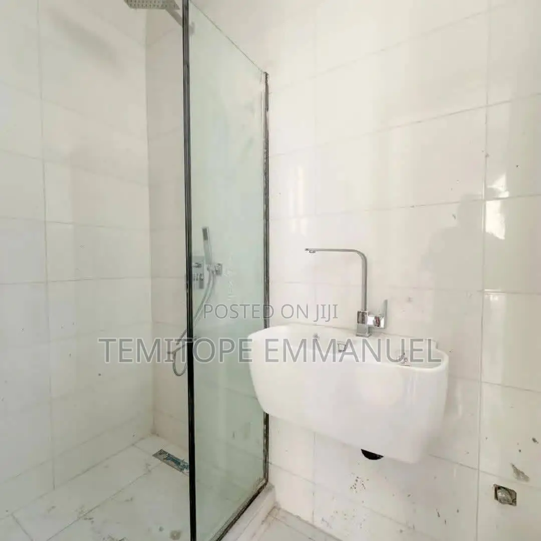 Furnished 2bdrm Apartment in Victoria Island for sale in Victoria Island