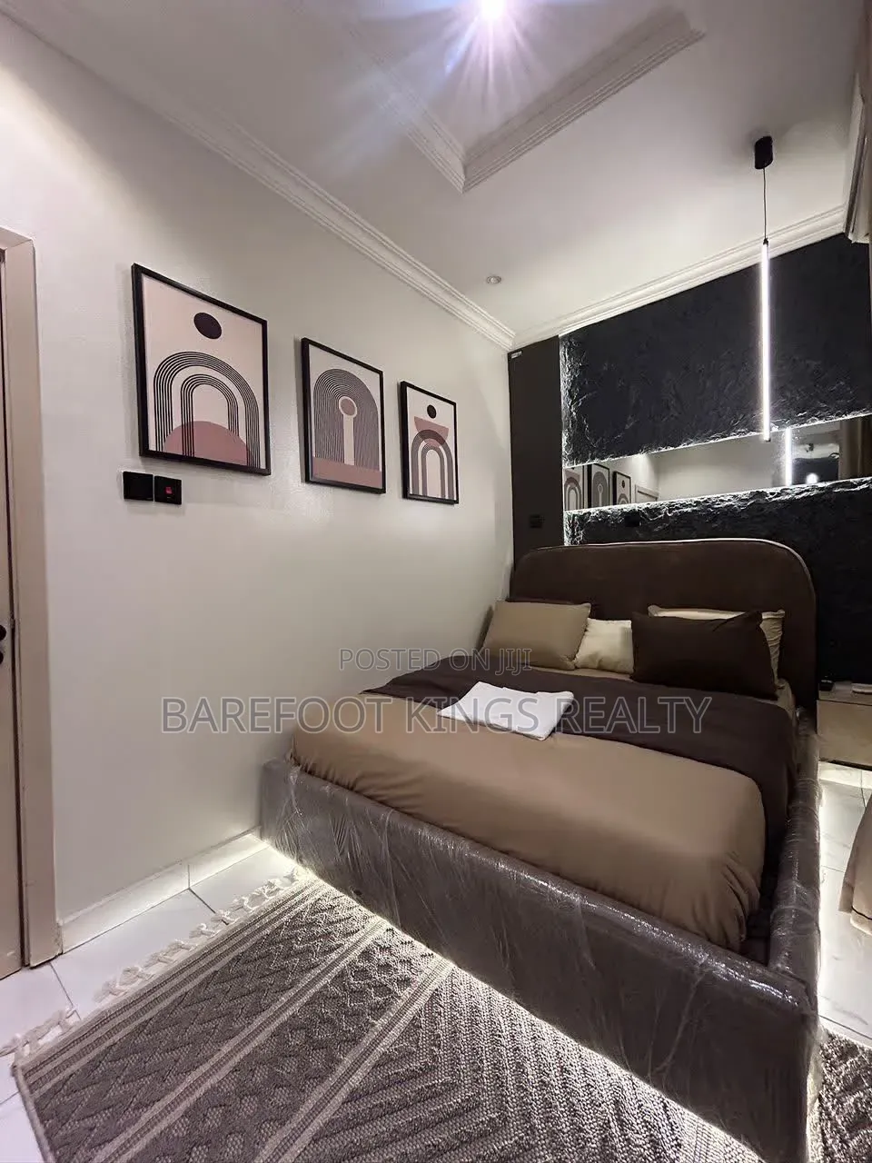 Premium 1bedroom Apartment in Lekki Phase 1