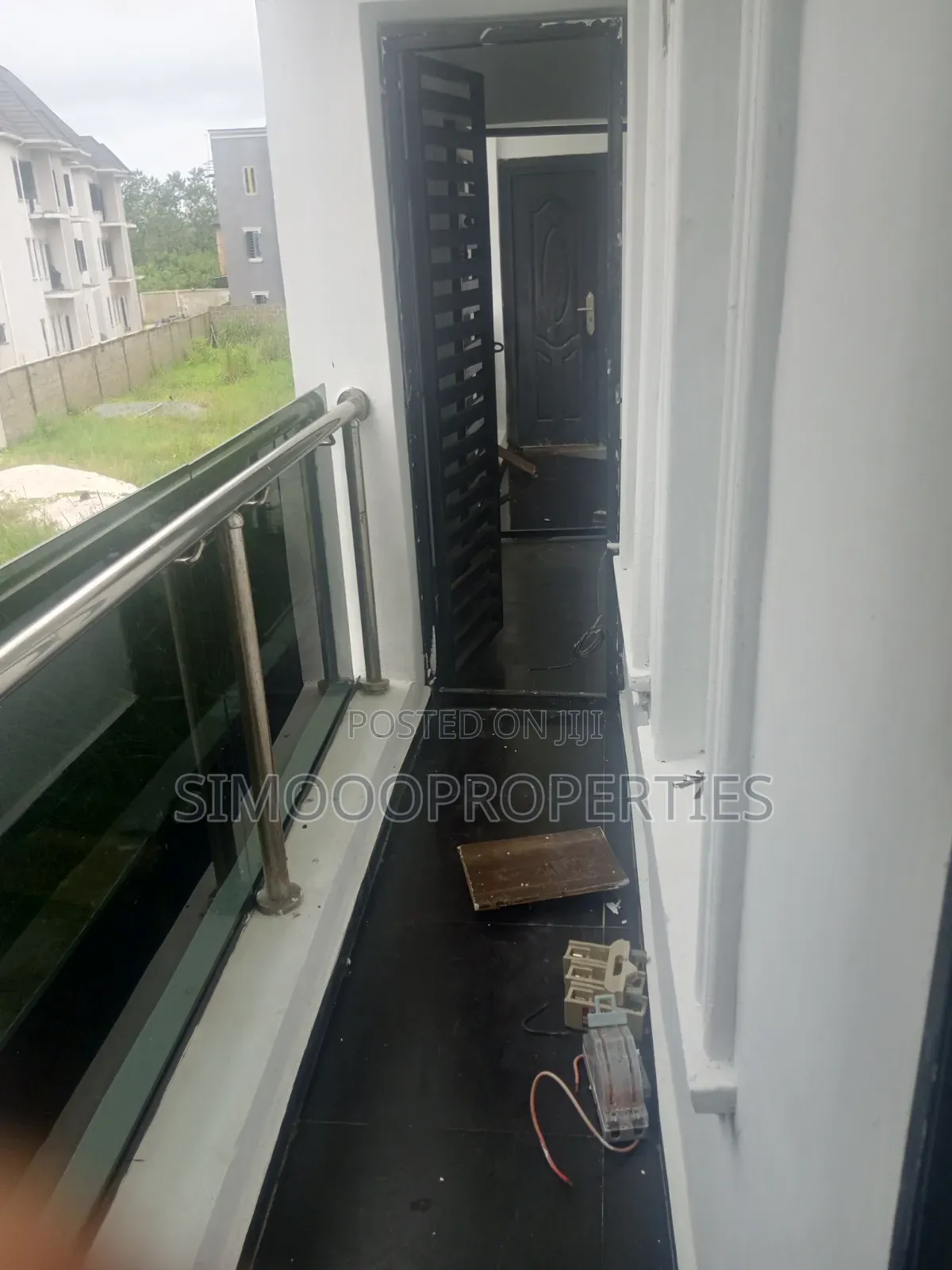 2bdrm Block of Flats in Royal Garden Estate, for rent in Lakowe