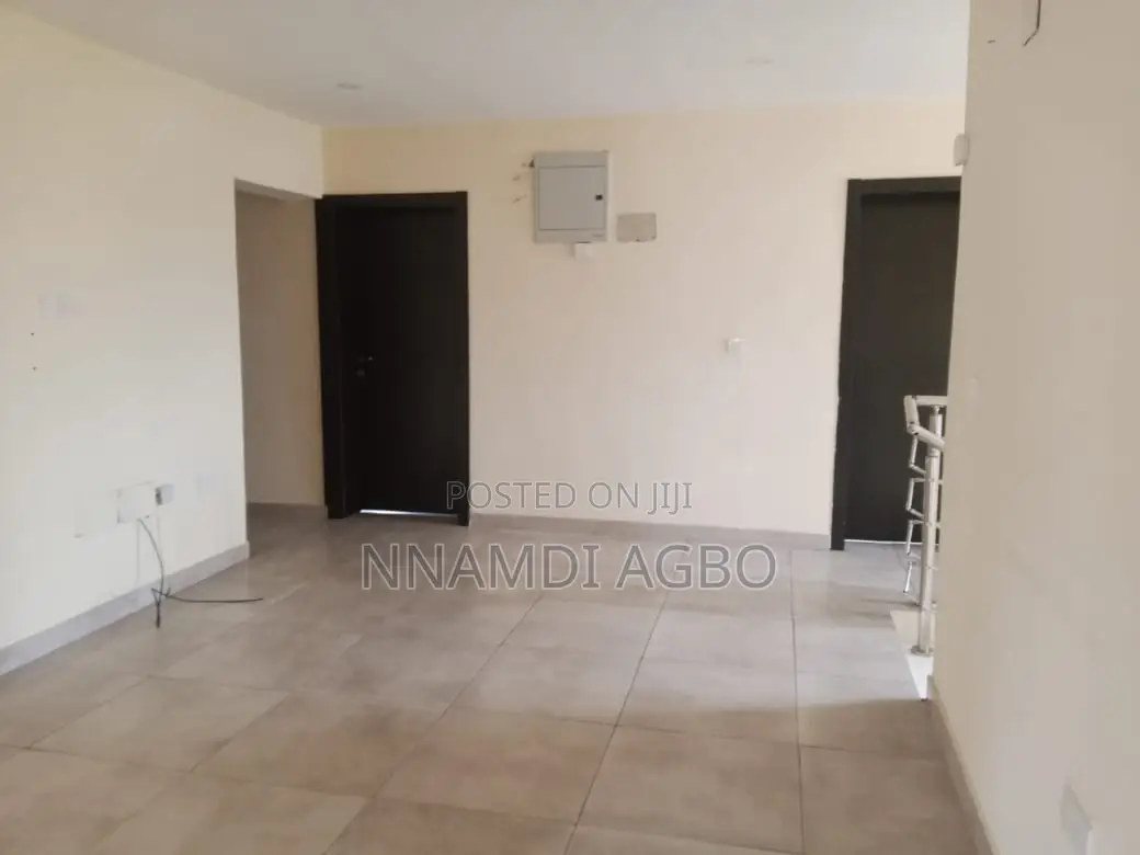 4bdrm Duplex in Jakande for rent in Jakande