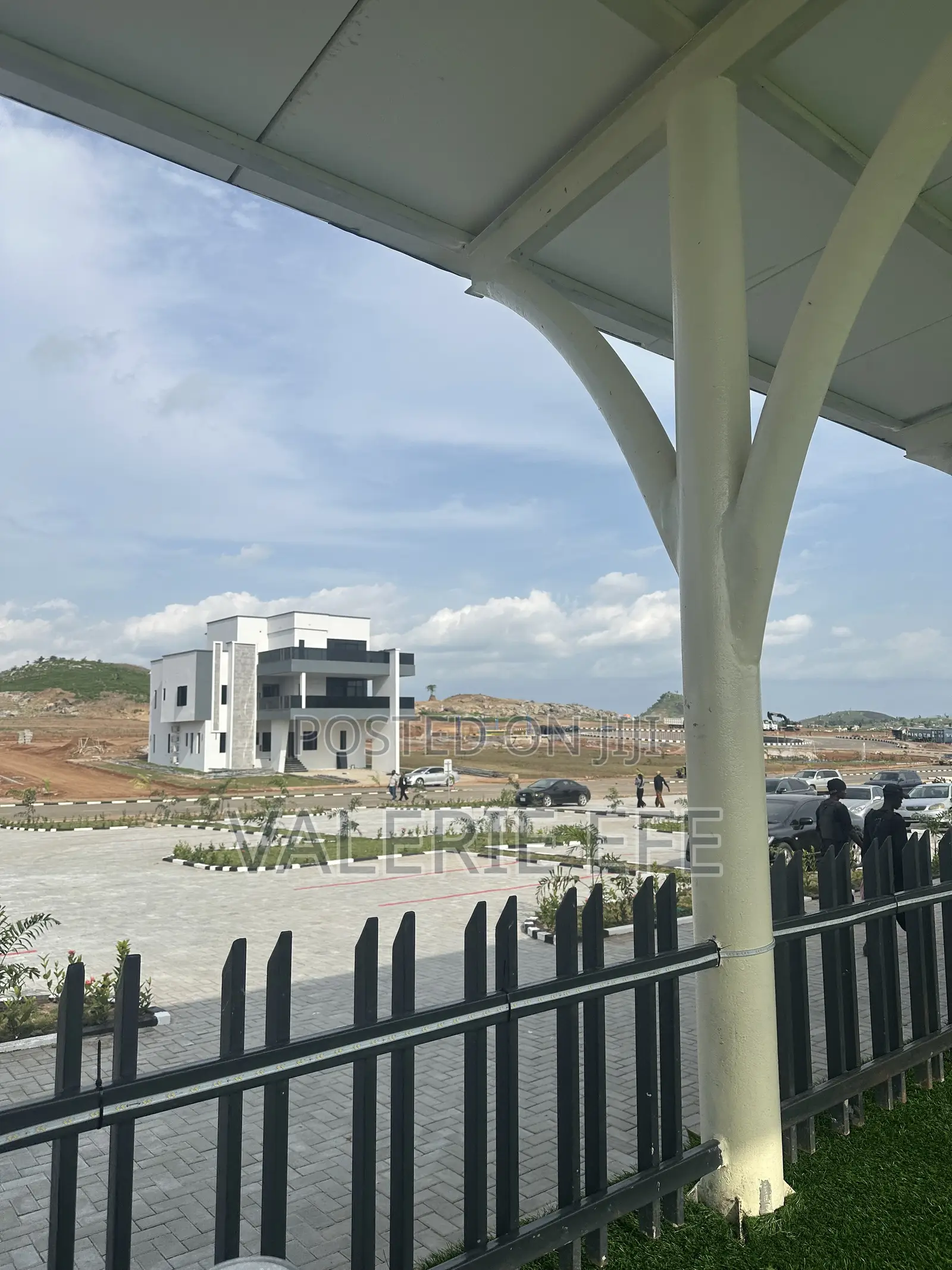 1000sqm Buy and Build Land for Sale at Hutu Exclusive Estate in Lugbe District