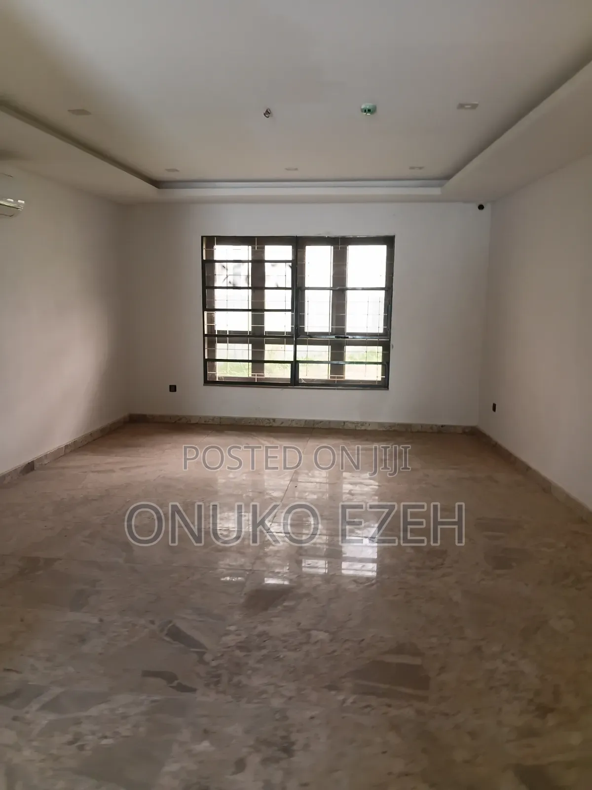 5bdrm Townhouse/Terrace in Royal Estate, Wuse 2 for sale in Wuse 2