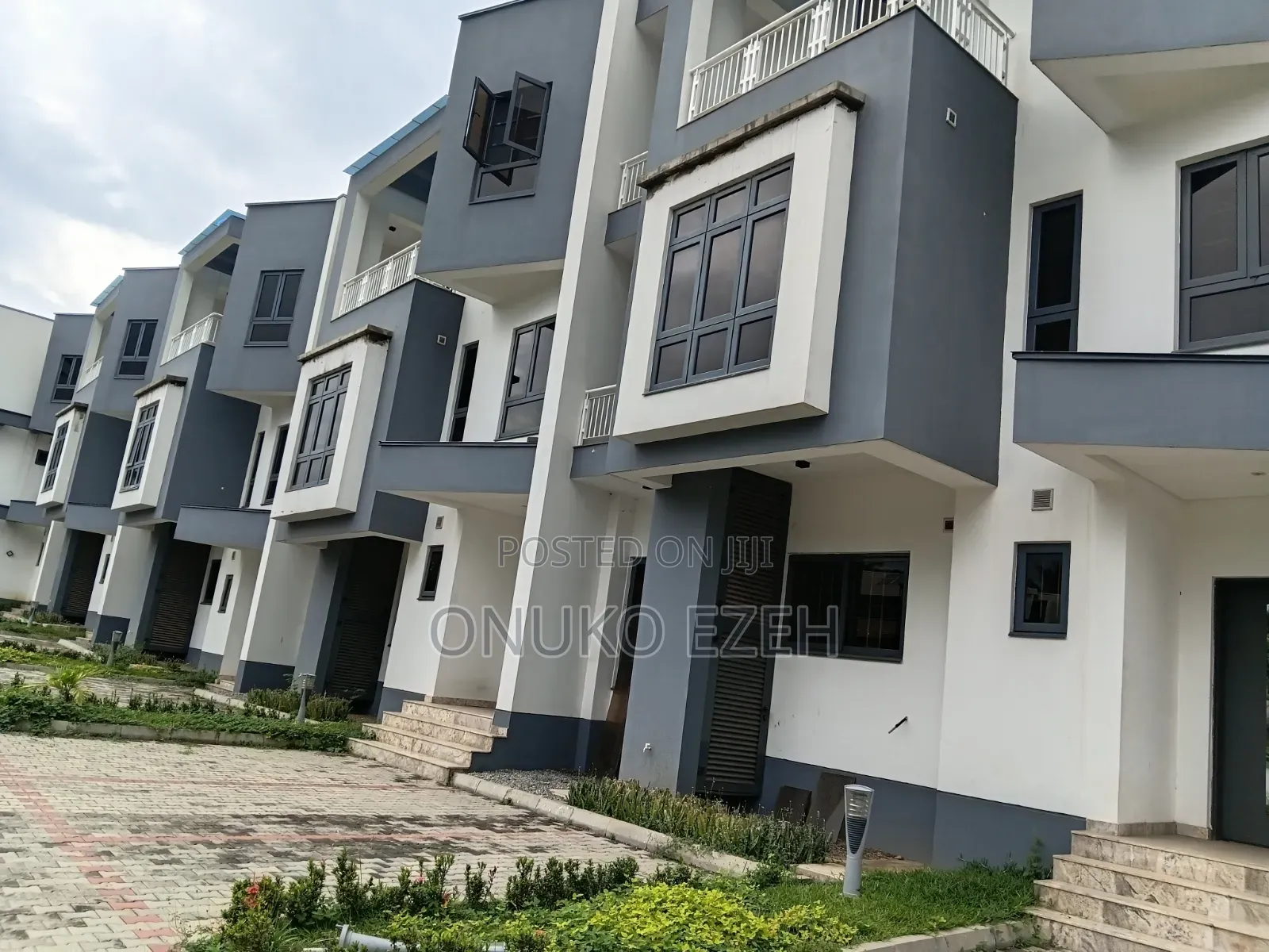 5bdrm Townhouse/Terrace in Royal, Wuse 2 for sale in Wuse 2