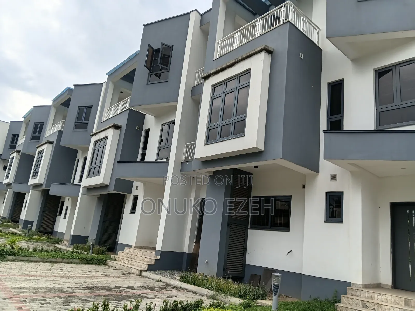 5bdrm Townhouse/Terrace in Royal, Wuse 2 for sale in Wuse 2