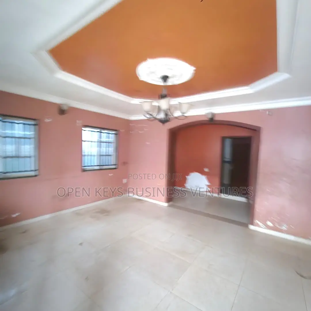2bdrm House in Wire And Cable, Apata for rent in Apata