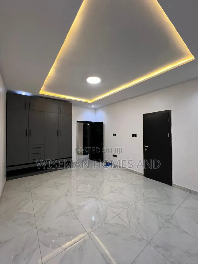 2bdrm Apartment in Freedom Way Lekki, Ikate for rent in Ikate