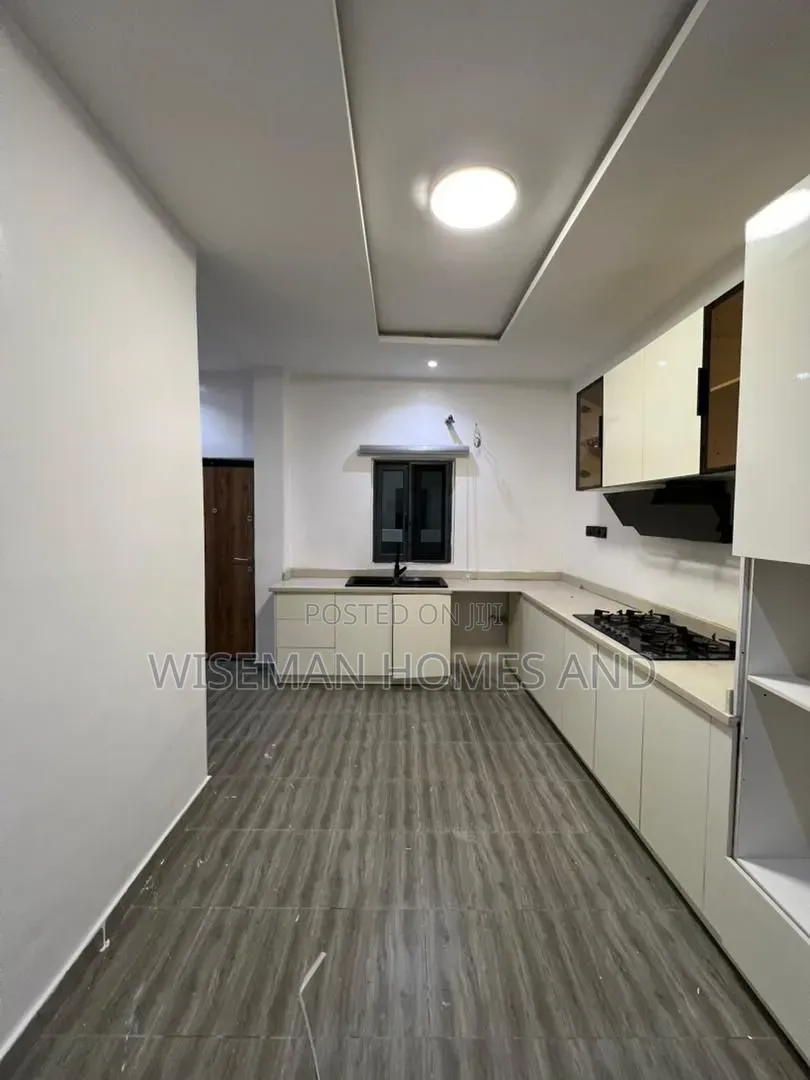 2bdrm Apartment in Freedom Way Lekki, Ikate for rent in Ikate