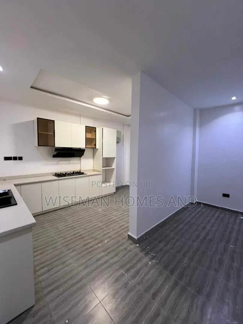 2bdrm Apartment in Freedom Way Lekki, Ikate for rent in Ikate