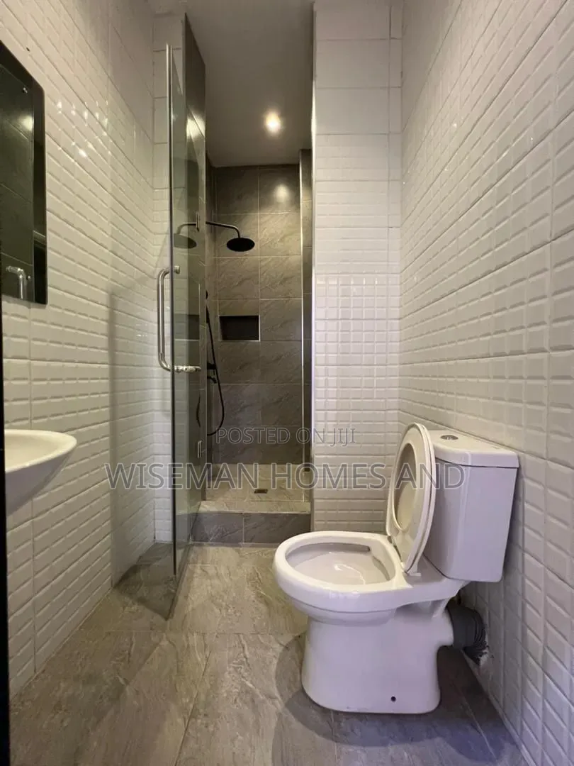2bdrm Apartment in Freedom Way Lekki, Ikate for rent in Ikate