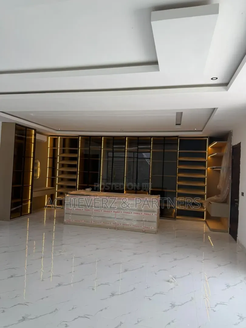 5bdrm Duplex in Katampe Extension for sale in Katampe Extension