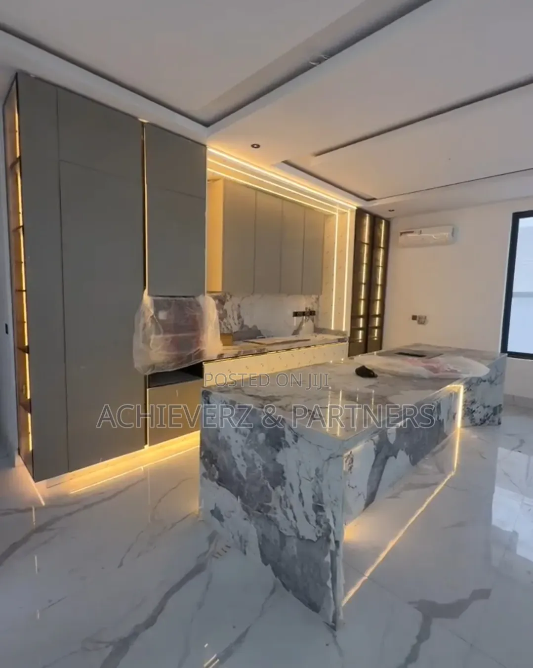5bdrm Duplex in Katampe Extension for sale in Katampe Extension