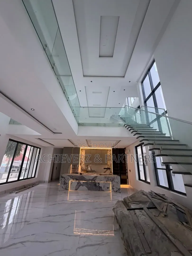 5bdrm Duplex in Katampe Extension for sale in Katampe Extension