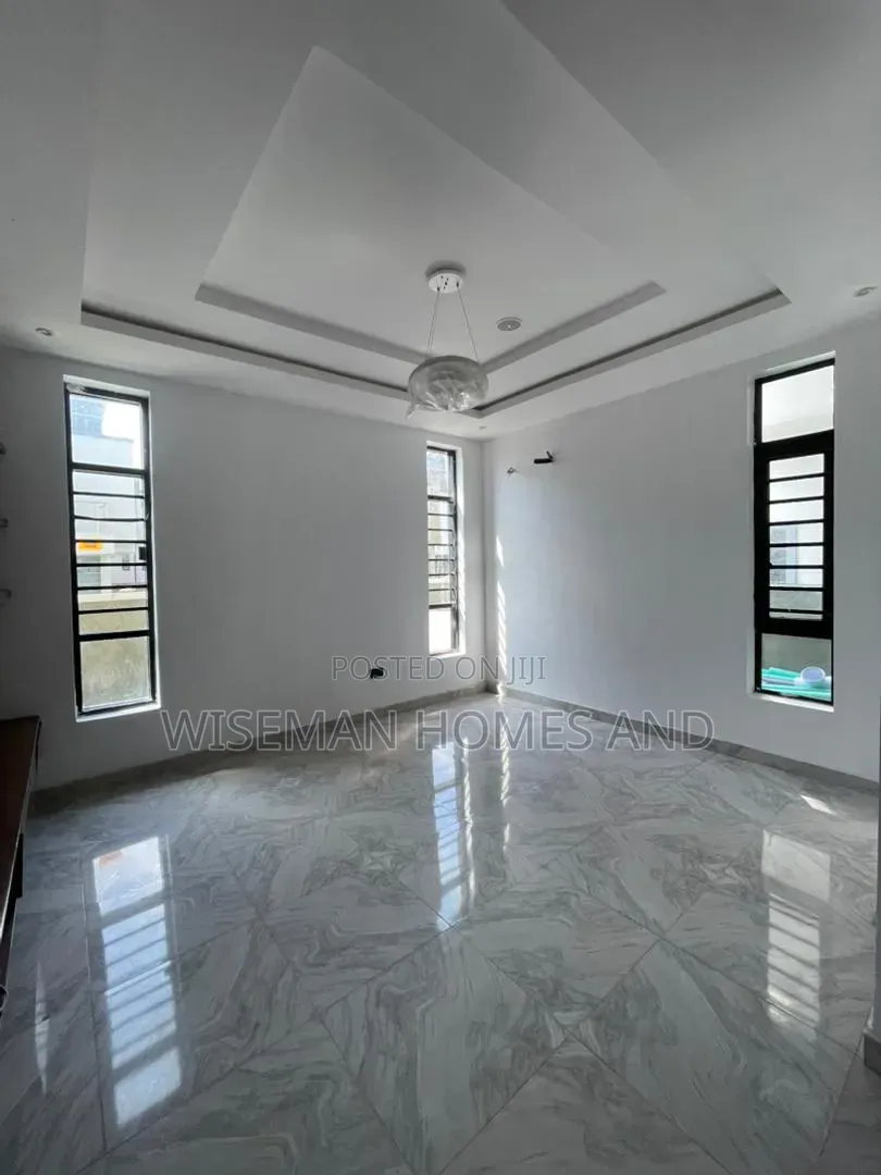 1bdrm Apartment in Ikota Lekki Eti-Osa for sale in Ikota