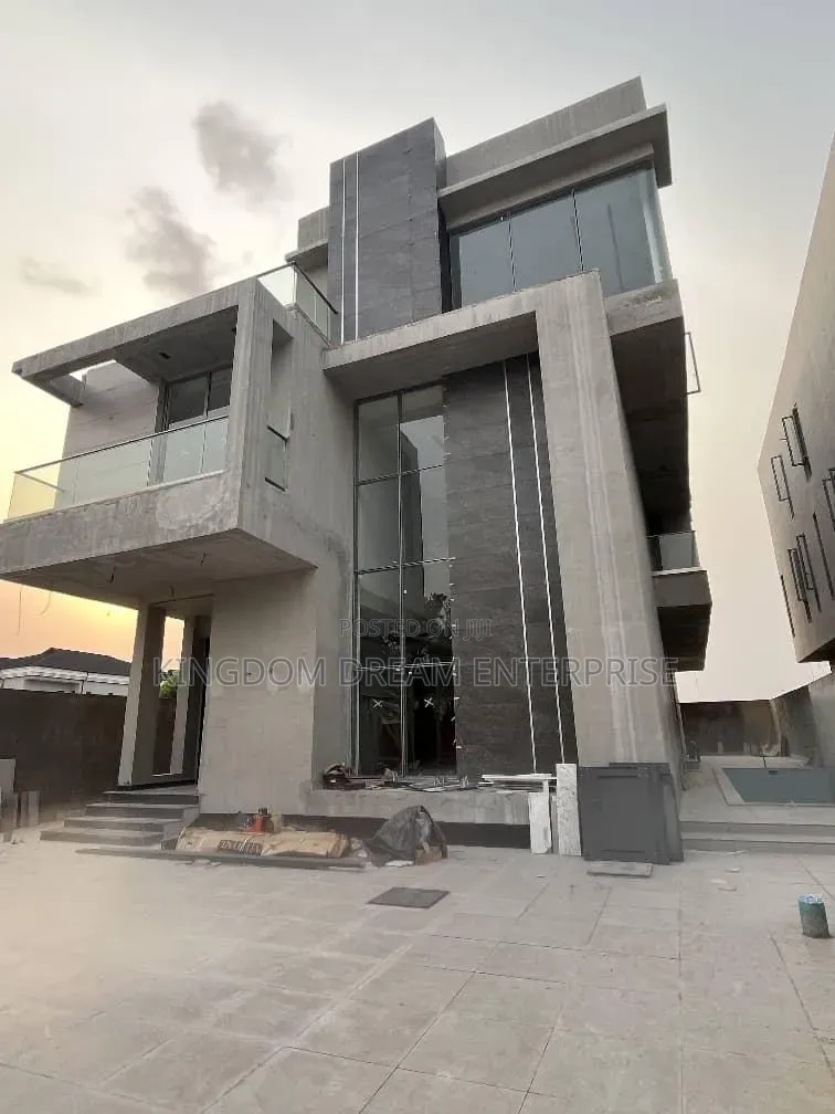 5bdrm House in Banana Island Ikoyi for sale in Old Ikoyi