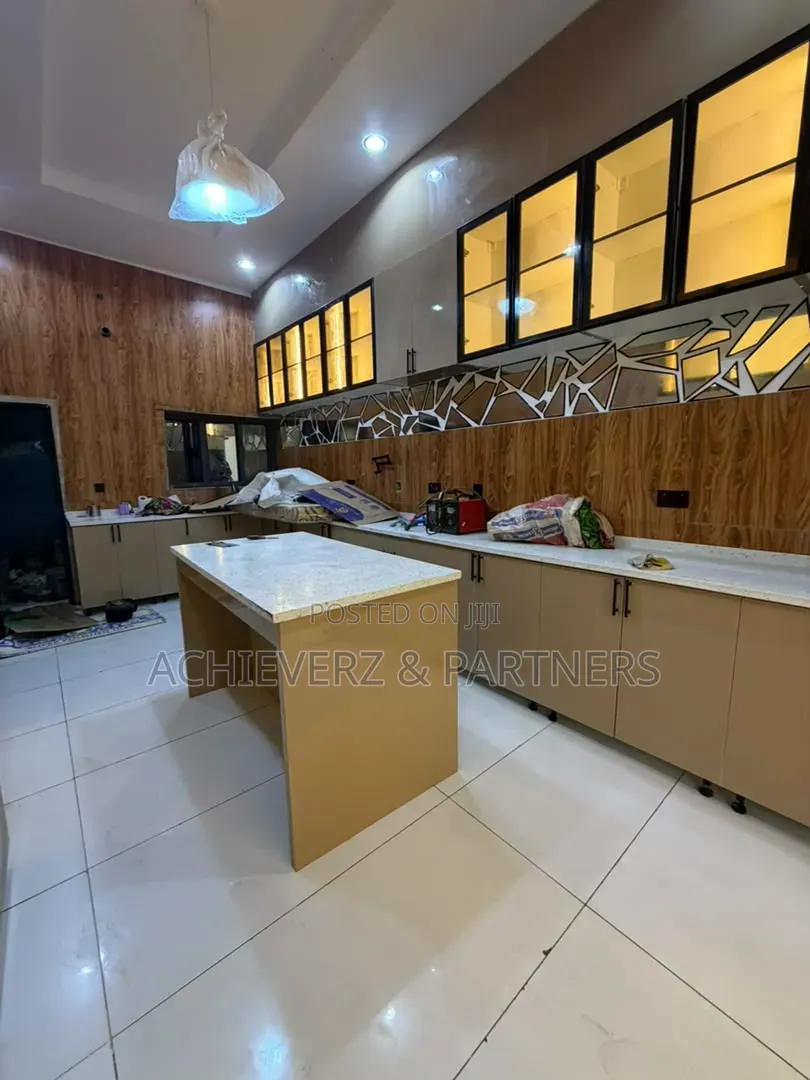 5bdrm Duplex in Asokoro for sale in Asokoro