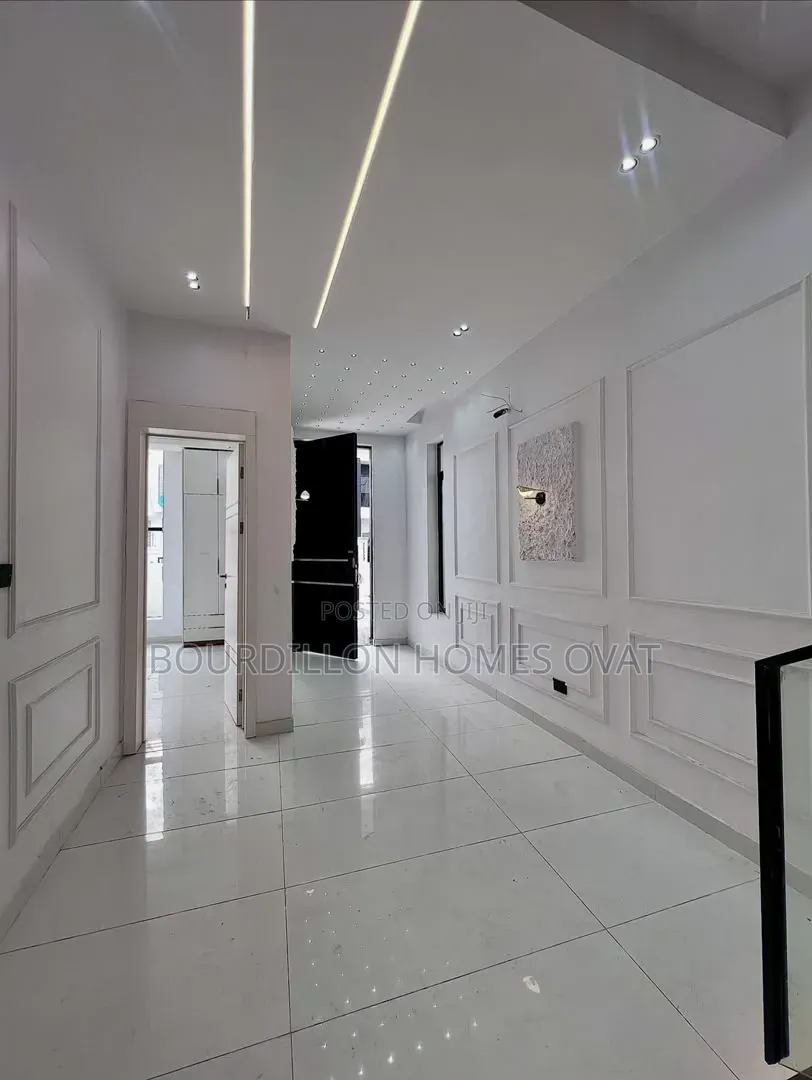 5bdrm Duplex in Lekki Palm City for sale in Lekki Expressway