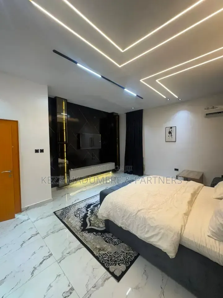 Furnished 4bdrm Duplex in Dr Peter Odili , for sale in Trans Amadi