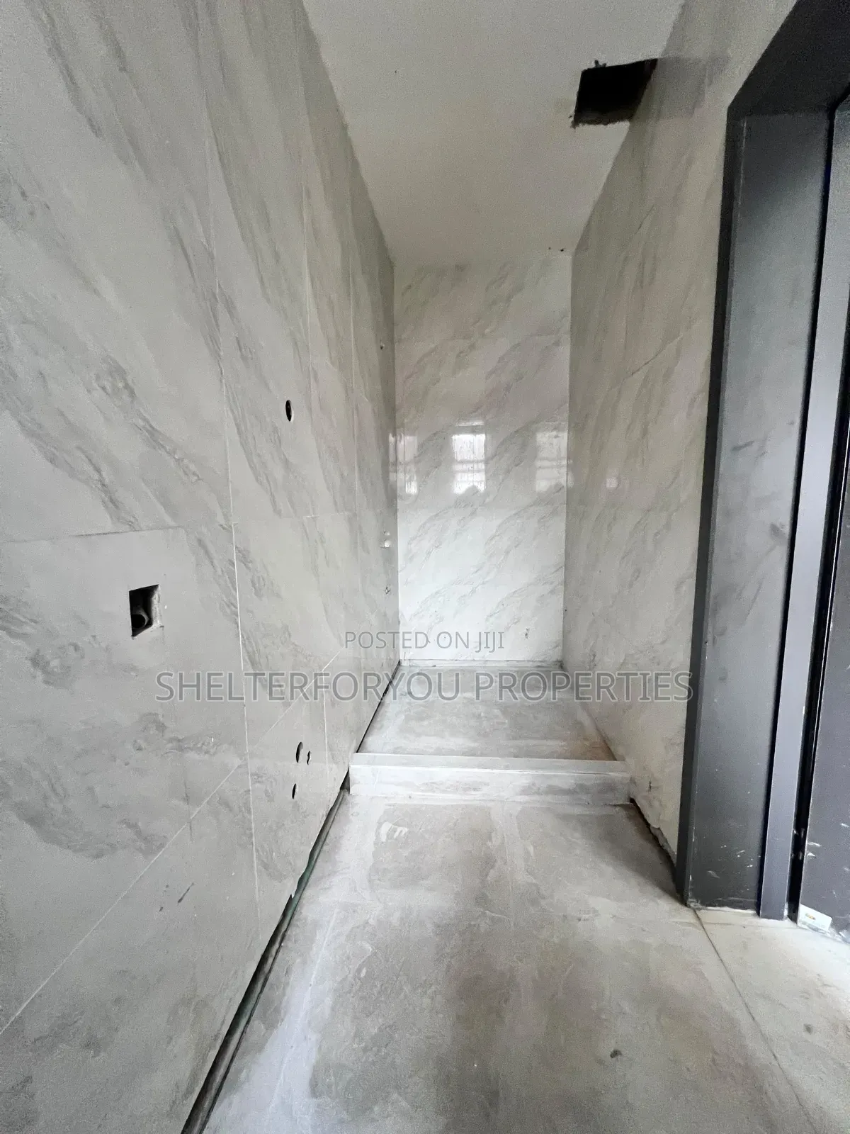 2bdrm House in Victoria Island Extension for sale in Victoria Island Extension
