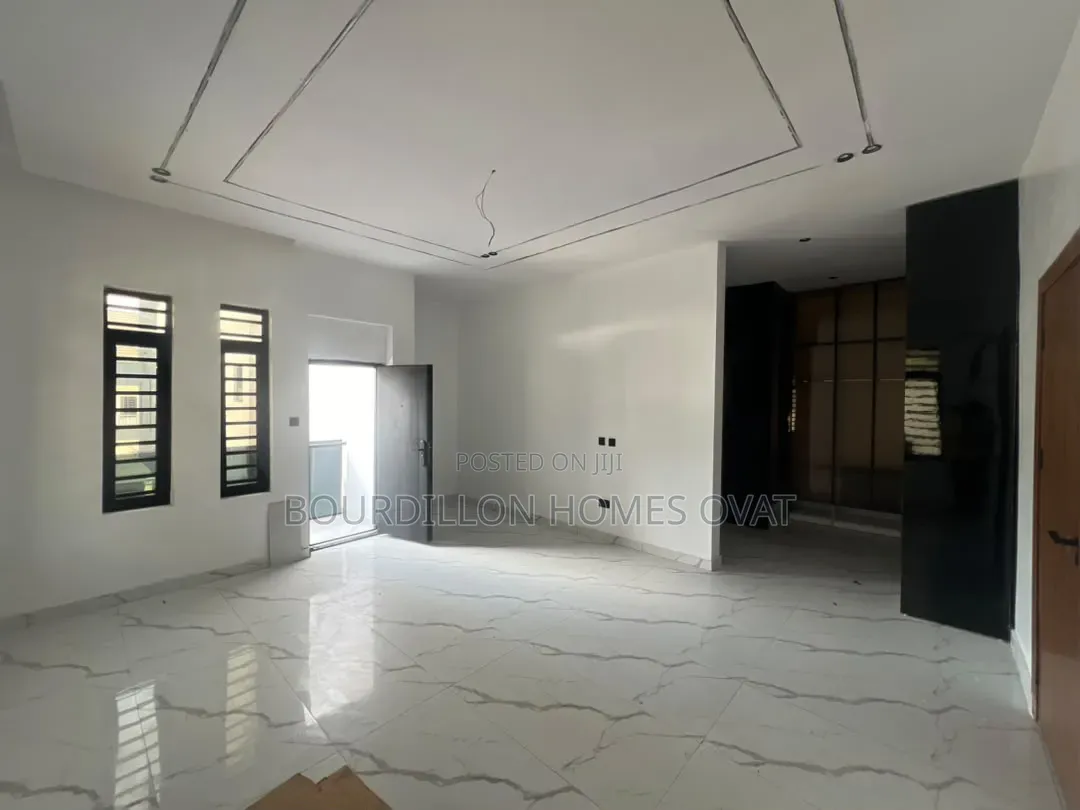4bdrm Duplex in Orchid Lekki Lagos for sale in Lekki Expressway
