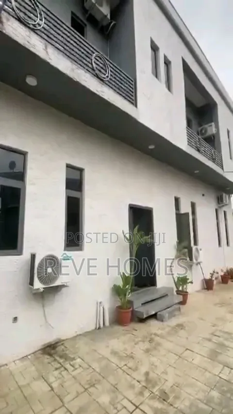 2bdrm Block of Flats in Soluyi for rent in Soluyi