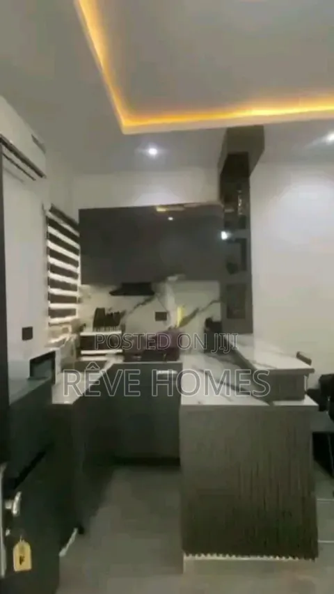 2bdrm Block of Flats in Soluyi for rent in Soluyi