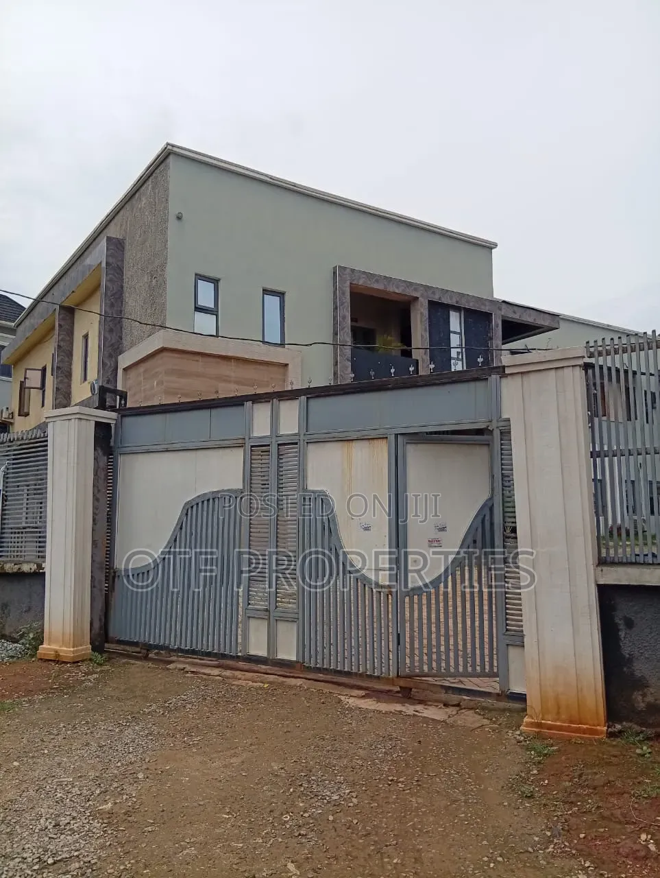 2bdrm Duplex in Fo1, Kubwa for sale in Kubwa