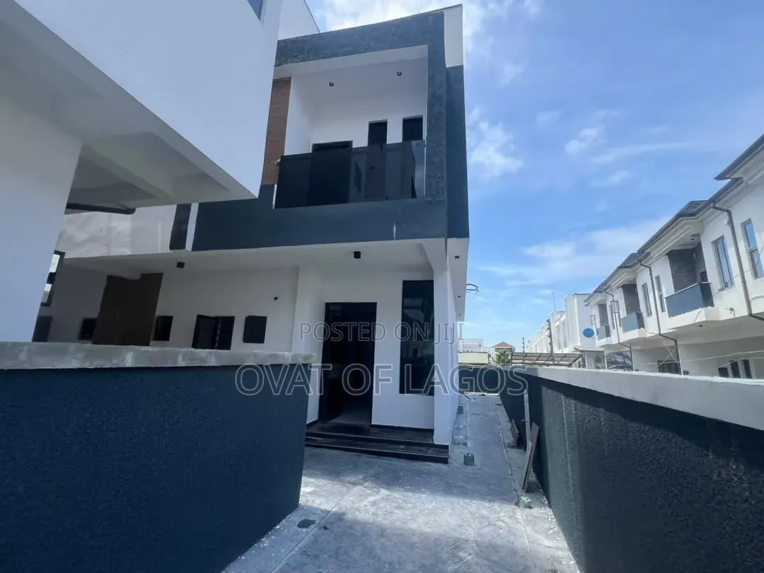 4bdrm Duplex in Orchid, Lekki Expressway for sale in Lekki Expressway