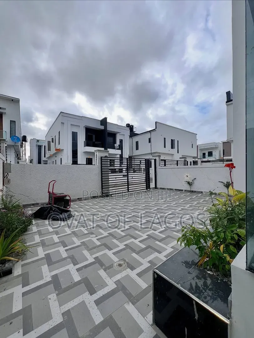 5bdrm Duplex in Lekki Palm City, Ado / Ajah for sale in Ado / Ajah